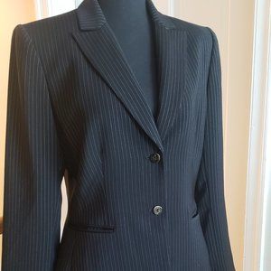 Best pencil skirt suit